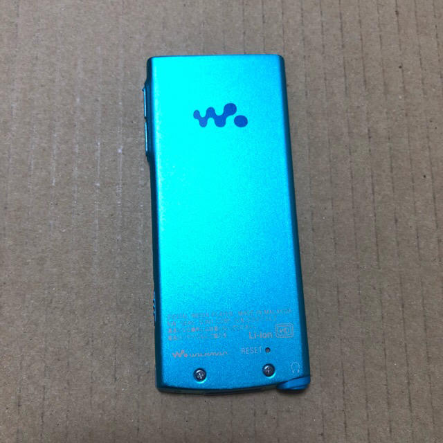 WALKMAN(ウォークマン)の☆専用☆ WALKMAN 16GB SONY スマホ/家電/カメラのオーディオ機器(ポータブルプレーヤー)の商品写真