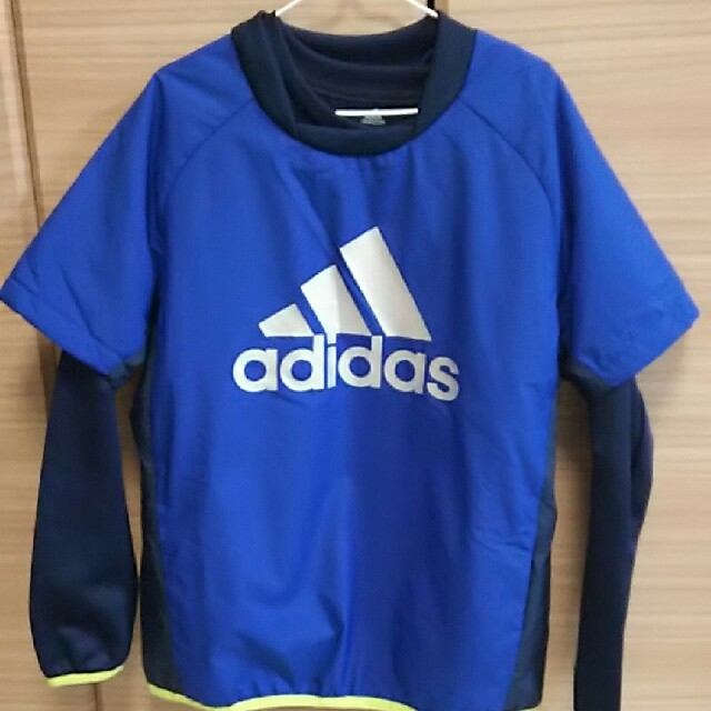 adidas(アディダス)のお値下げ中 美・新品 アディダス サッカーウェア 140 スポーツ/アウトドアのサッカー/フットサル(ウェア)の商品写真