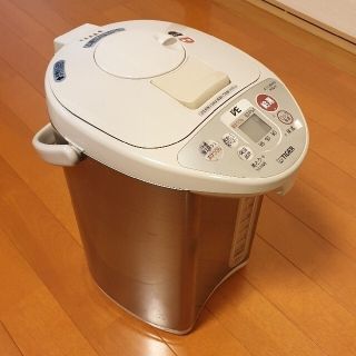 タイガー(TIGER)のTIGER 電気ポット とく子さん PVQ-H400 中古(電気ポット)