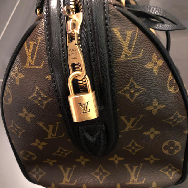 LOUIS VUITTON(ルイヴィトン)のルイヴィトン スピーディ30センチ レディースのバッグ(ボストンバッグ)の商品写真