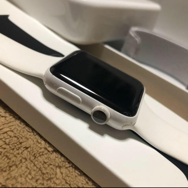 Apple Watch(アップルウォッチ)のApple Watch ２ edition ホワイトセラミック42mm スマホ/家電/カメラのスマートフォン/携帯電話(その他)の商品写真