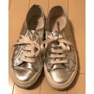 スペルガ(SUPERGA)のお値下げ SPERGAスペルガ　シルバースニーカー(スニーカー)