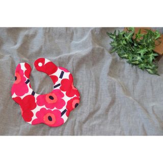 マリメッコ(marimekko)のもくもくスタイ handmade(スタイ/よだれかけ)