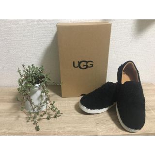 アグ(UGG)の【maru様専用】UGG スリッポン 人気のリッチ 黒(スリッポン/モカシン)