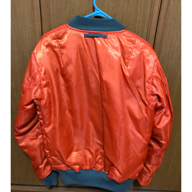 AVIREX(アヴィレックス)のAVIREX MA-1 sizeL カーキ&オレンジ ライダースジャケット レディースのジャケット/アウター(ブルゾン)の商品写真