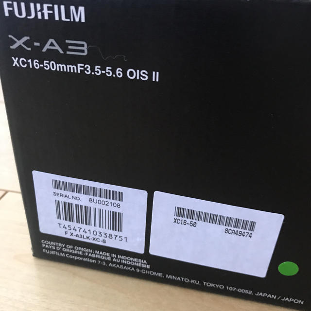 富士フイルム(フジフイルム)のFUJIFILM ミラーレス一眼 X-A3  レンズキット シルバー 3点セット スマホ/家電/カメラのカメラ(ミラーレス一眼)の商品写真