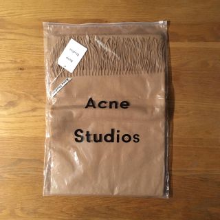 アクネ(ACNE)の新品 アクネストゥディオズ ベージュ マフラー 新タグ(マフラー/ショール)