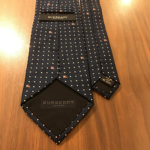 BURBERRY(バーバリー)のBurberry  バーバリー  ネクタイ 日本製 used メンズのファッション小物(ネクタイ)の商品写真