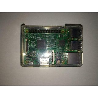 Raspberry Pi 2 Model B （ケース付き）(その他)