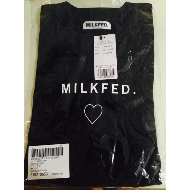 MILKFED.(ミルクフェド)のMilkfed 黒ロゴtシャツ 新品未使用 レディースのトップス(Tシャツ(半袖/袖なし))の商品写真