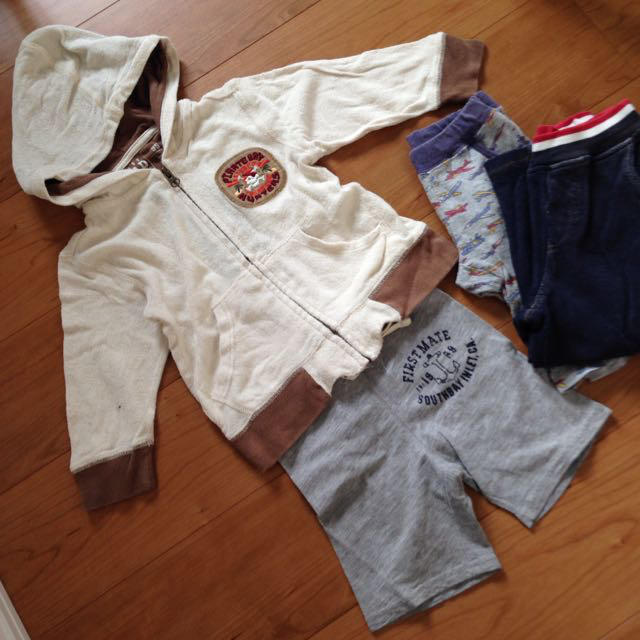 babyGAP(ベビーギャップ)の5点セットkids95アンパンマン キッズ/ベビー/マタニティのキッズ服男の子用(90cm~)(その他)の商品写真