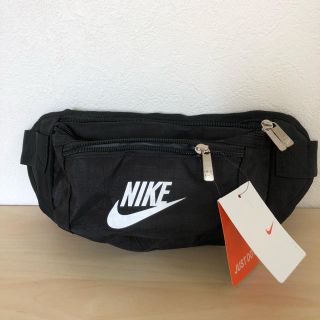 ナイキ(NIKE)の○ナイキ ボディバッグ ウエストポーチ(ボディバッグ/ウエストポーチ)