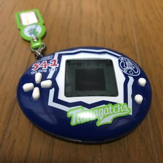 バンダイ(BANDAI)のたまごっち スクール♫(携帯用ゲーム機本体)