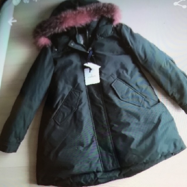 MONCLER(モンクレール)のポム様専用MONCLER　14Aカーキー　HIHIRAキッズ レディースのジャケット/アウター(ダウンジャケット)の商品写真