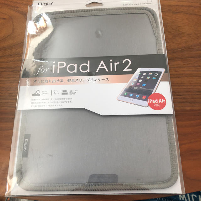 iPad(アイパッド)の【新品・未開封】iPad 32GB Wi-Fi シルバー MR7G2J/A スマホ/家電/カメラのPC/タブレット(タブレット)の商品写真