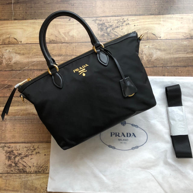 爆買い!】 PRADA - 新品 プラダ 2way バッグ シンプル ロゴ 1BAw104