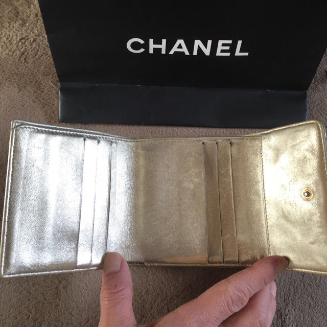 CHANEL(シャネル)のシャネル★折財布 レディースのファッション小物(財布)の商品写真