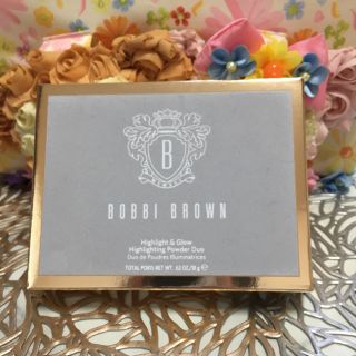 ボビイブラウン(BOBBI BROWN)のボビイブラウン ハイライト&グロウ(フェイスパウダー)