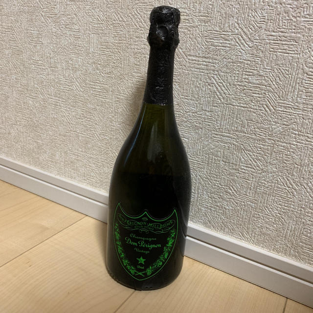 Dom Pérignon(ドンペリニヨン)のドンペリ VINTAGE 2004 食品/飲料/酒の酒(シャンパン/スパークリングワイン)の商品写真