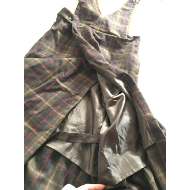 chambre de charme(シャンブルドゥシャーム)のchambre de charme ジャンバースカート レディースのスカート(ひざ丈スカート)の商品写真