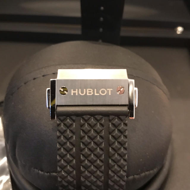 HUBLOT(ウブロ)の最終値下げ！【希少価値高い生産終了モデル】HUBLOT ビッグバン341 メンズの時計(腕時計(アナログ))の商品写真