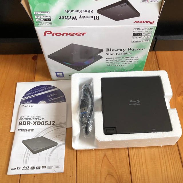 Pioneer(パイオニア)のPioneer BDR-XD05J2 外付けBDドライブ スマホ/家電/カメラのPC/タブレット(PC周辺機器)の商品写真