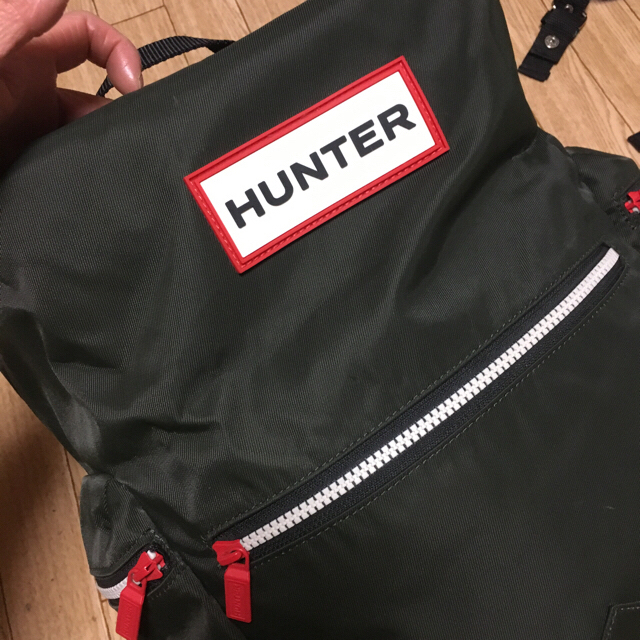 HUNTER(ハンター)の期間限定！お値下げ！Hunter ハンター リュック (大) オリーブ スポーツ/アウトドアのスポーツ/アウトドア その他(その他)の商品写真