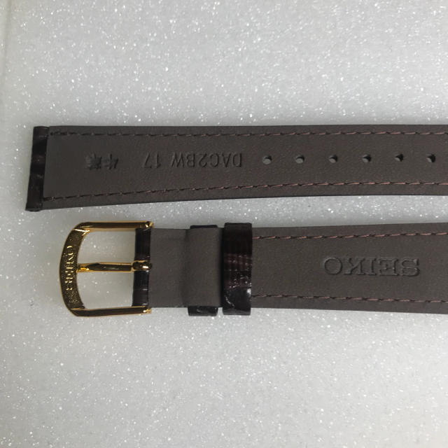 SEIKO(セイコー)のSEIKO 時計革バンド 17㎜ 牛革ワニ型押 茶色 メンズの時計(レザーベルト)の商品写真
