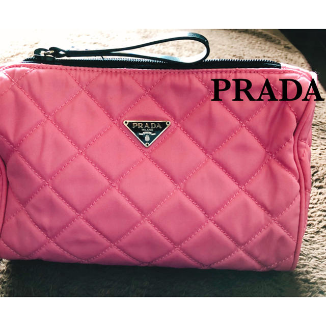 PRADA❤︎ポーチ