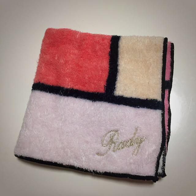Rady(レディー)のRady パレットハンカチ ピンク レディースのファッション小物(ハンカチ)の商品写真