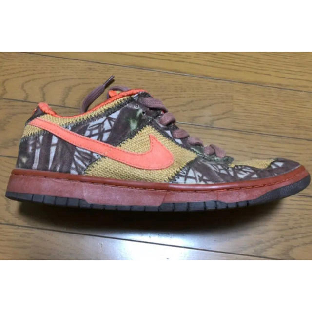 NIKE(ナイキ)のDUNK LOW PRO SB "REESE FORBES" メンズの靴/シューズ(スニーカー)の商品写真