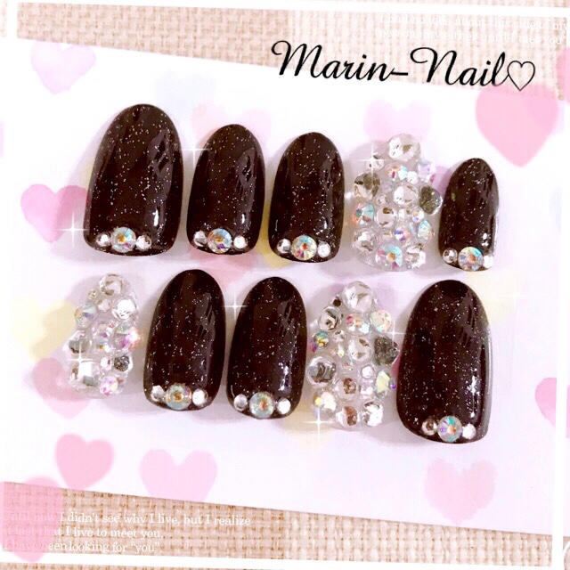 オーダーネイル キラキラシンプルネイル 黒ラメ の通販 By Marin Nail S Shop ラクマ