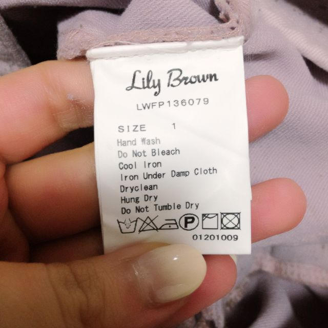 Lily Brown(リリーブラウン)のハイウエストスキニー レディースのパンツ(カジュアルパンツ)の商品写真