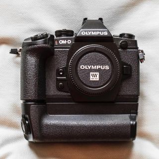 OLYMPUS OM-D E-M1  バッテリーグリップ付き　その他