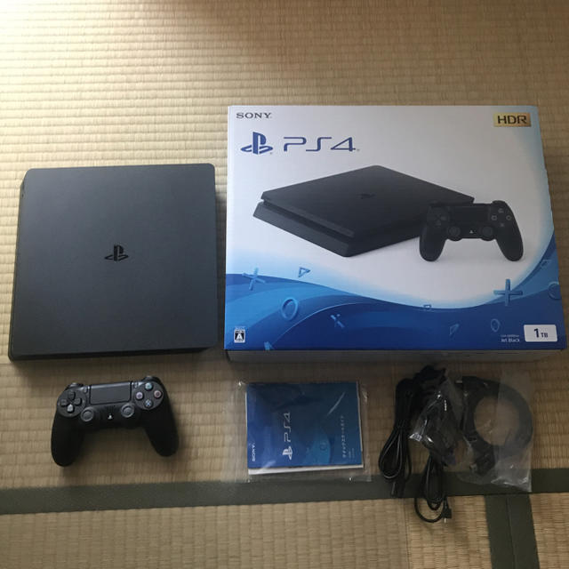 PS4 1T CUH-2200BB01 人気ソフト5本セット