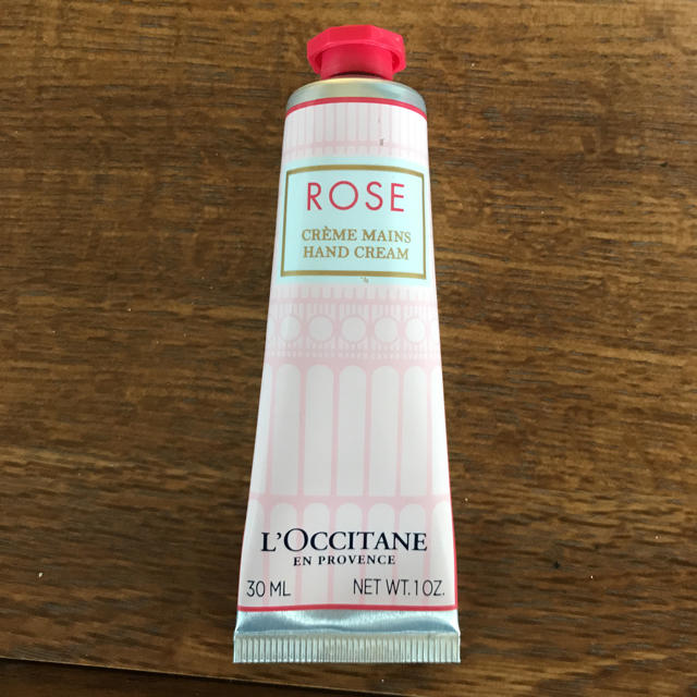 L'OCCITANE(ロクシタン)のロクシタン  ハンドクリーム ローズ コスメ/美容のボディケア(ハンドクリーム)の商品写真