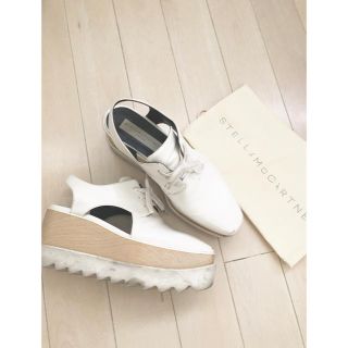 ステラマッカートニー(Stella McCartney)のステラマッカートニー 白 厚底 エリス 靴(ハイヒール/パンプス)