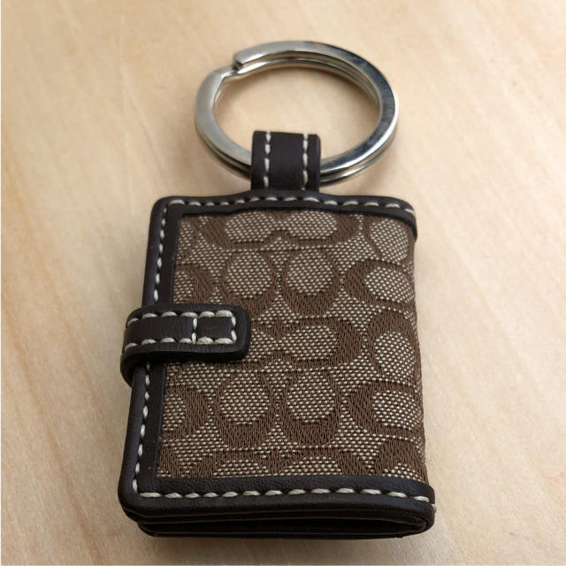 COACH(コーチ)のCOACH 手帳型 キーホルダー レディースのファッション小物(キーホルダー)の商品写真