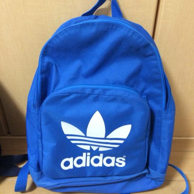 adidas(アディダス)のadidasリュック レディースのバッグ(リュック/バックパック)の商品写真