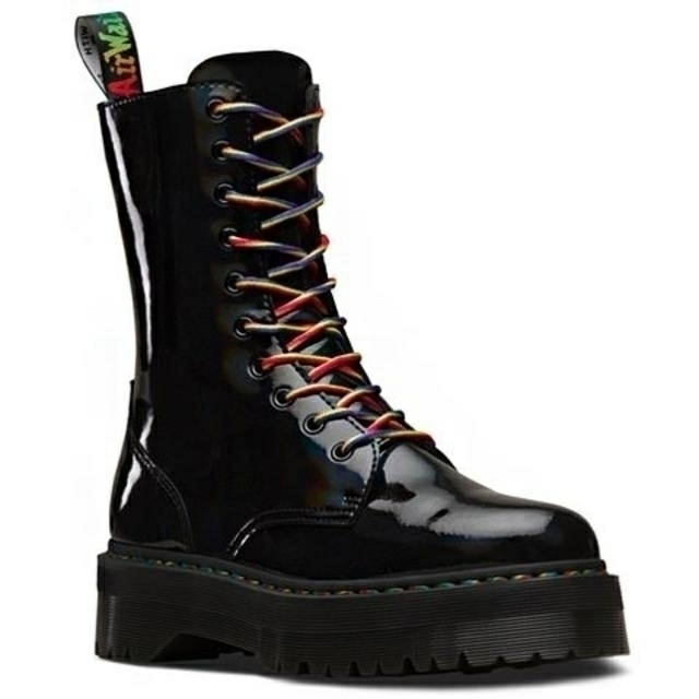 Dr.Martens(ドクターマーチン)の QUAD RETRO JADON X 10ホールブーツ レディースの靴/シューズ(ブーツ)の商品写真