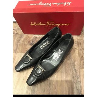 サルヴァトーレフェラガモ(Salvatore Ferragamo)の【美品】フェラガモ パンプス 24cm ガンチーニ（034081301-14）(ハイヒール/パンプス)