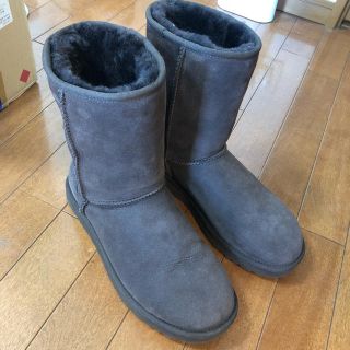 アグ(UGG)のUGG ムートンブーツ(ブーツ)