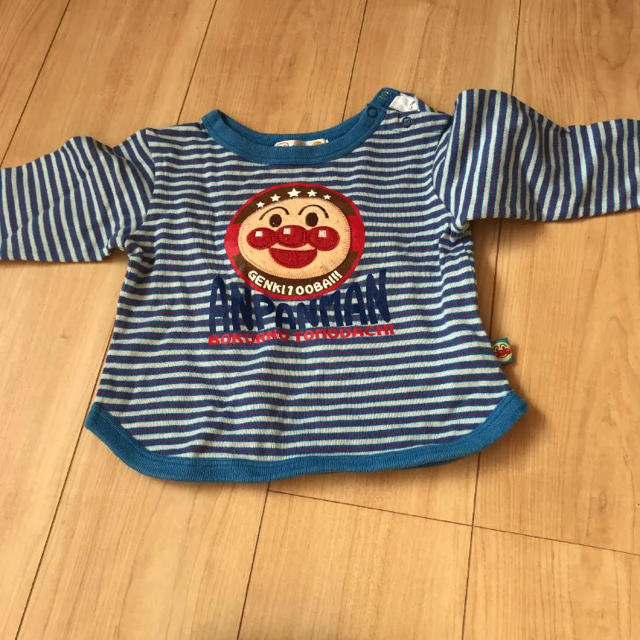 アンパンマン(アンパンマン)のアンパンマン トレーナー 90 キッズ/ベビー/マタニティのキッズ服男の子用(90cm~)(Tシャツ/カットソー)の商品写真