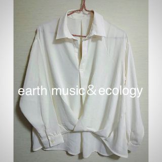 アースミュージックアンドエコロジー(earth music & ecology)の未使用   試着のみ  ブラウス シャツ  (シャツ/ブラウス(長袖/七分))