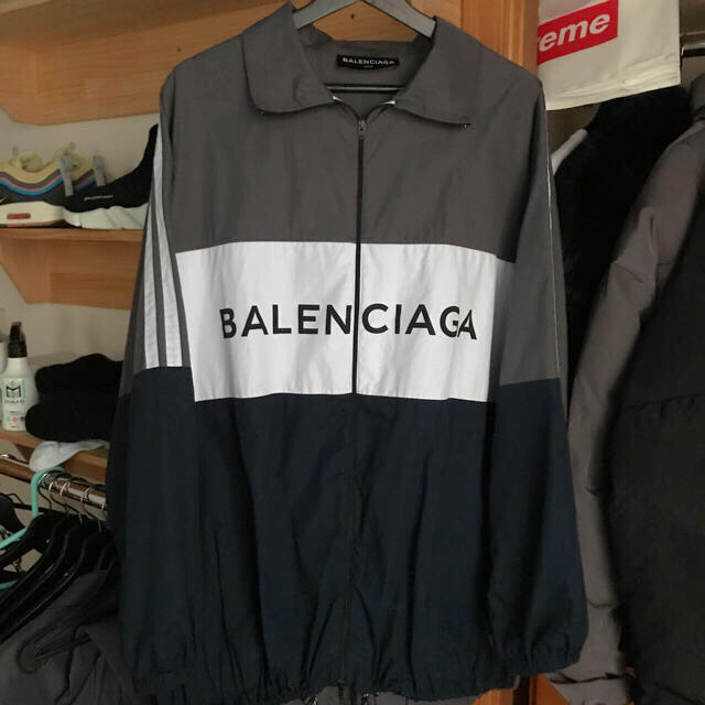 Balenciaga(バレンシアガ)のBALENCIAGA トラックジャケット 37 メンズのジャケット/アウター(ナイロンジャケット)の商品写真
