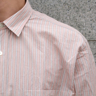 コモリ(COMOLI)のコモリ  ストライプシャツ ピンク 1(シャツ)