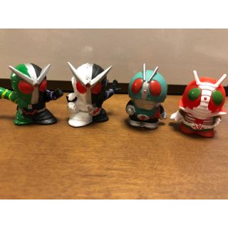 仮面ライダー ガチャガチャ用フィギュア 【4体】(キャラクターグッズ)