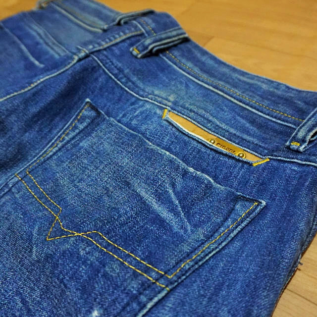 DIESEL(ディーゼル)のDIESEL DENIM BRAVEFORT COMFORT CARROT メンズのパンツ(デニム/ジーンズ)の商品写真