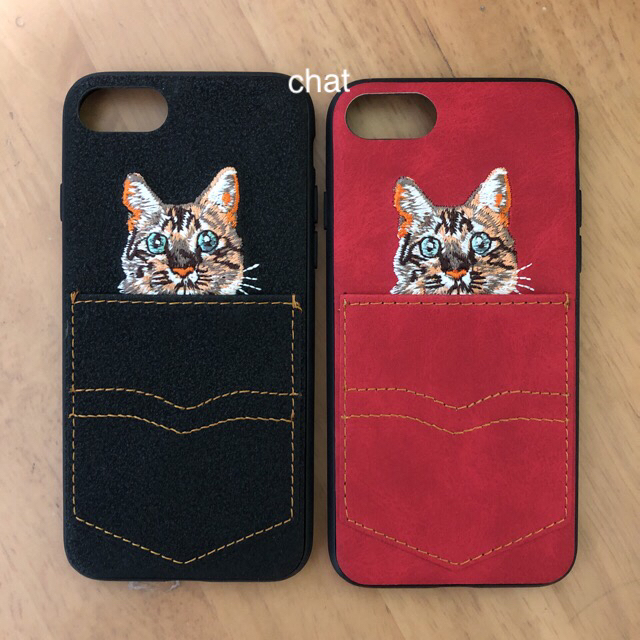 Disney(ディズニー)の《新品》新作♡iPhoneケース ねこポケット♡刺繍 レッド/ブラック スマホ/家電/カメラのスマホアクセサリー(iPhoneケース)の商品写真