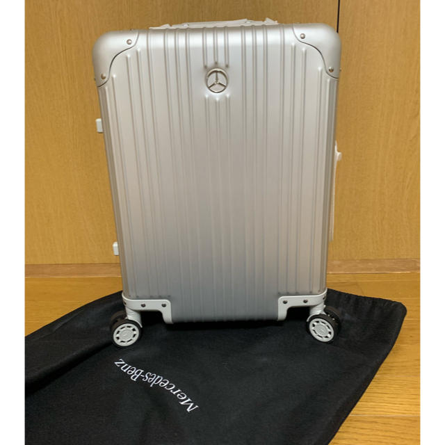 トラベルバッグ/スーツケース新品 メルセデスベンツ スーツケース